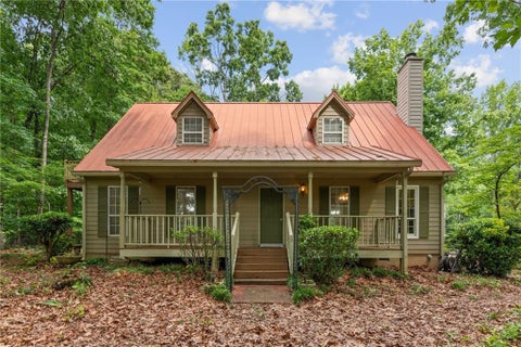 Homes For Sale - 2498 Forestdale Drive<br/> Dacula, GA 30019
