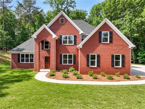 Homes For Sale - 912 Westwood Lane<br/> Winder, GA 30680