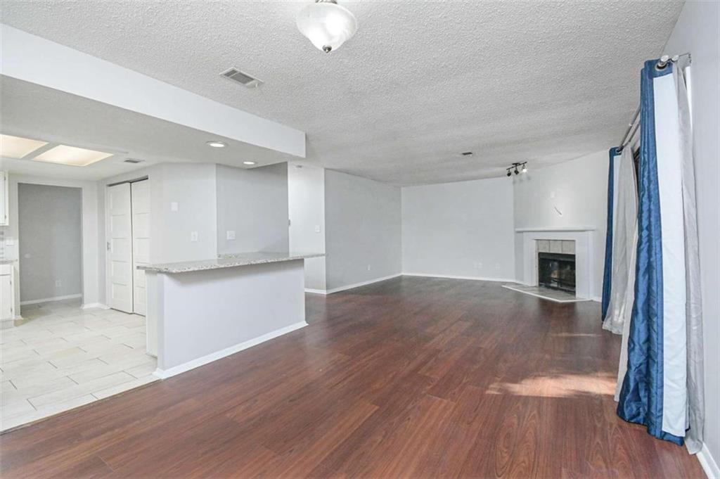 RENTAL AVAILABLE FOR IMMEDIATE MOVE IN, MINUTES FROM THE BATTERY & TRUIST PARK!!! This modernized 2 bedroom 2 bathroom condo FOR LEASE is completely TURNKEY! Beautiful hardwood flooring, fresh paint, washer/dryer hookups, fully equipped kitchen, TWO assigned parking spaces, TWO private patios (front & back of home), built-ins inside the owners retreat closet for easy storage of clothing plus accessories and much much more! Community offers pool, tennis, clubhouse and tons of green space. Close proximity to grocery, I-75, Cumberland Mall and all that Marietta has to offer. Schedule your showing today! ***ASK ABOUT OUR LIMITED TIME SPECIAL!