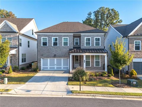 Homes For Sale - 1130 Pennington View Lane<br/> Alpharetta, GA 30004