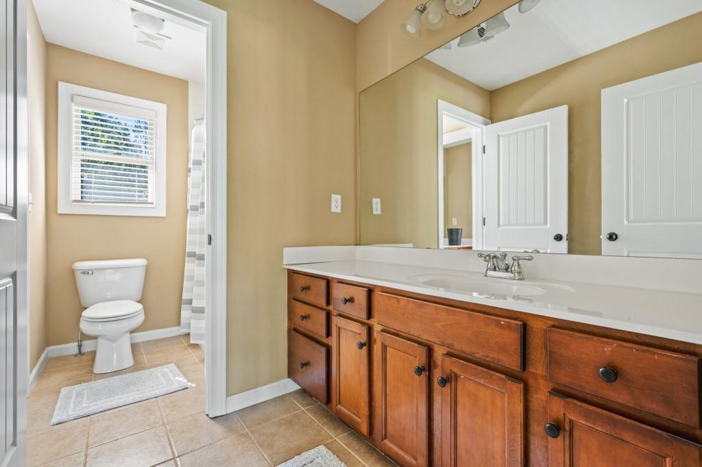 1041 Sweetwater Bridge Circle, Douglasville, Georgia image 32