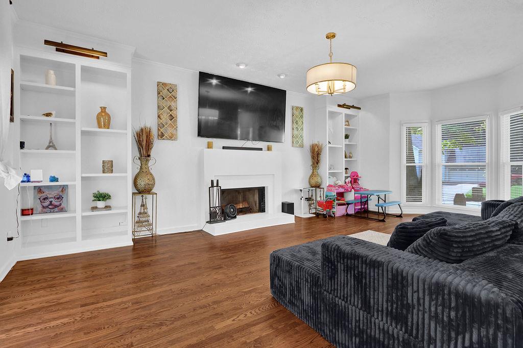 2645 Sandstone Drive
