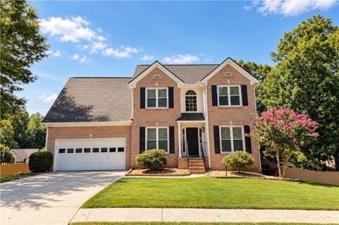 Homes For Sale - 3069 Savannah Walk Lane<br/> Suwanee, GA 30024