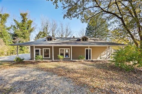 Homes For Sale - 9 Aubrey Street<br/> Bartow County, Cartersville, GA 30120