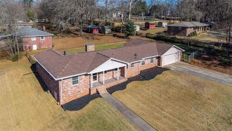 Apartment For Sale - 4045 Compton Circle Cir<br/> Powder Springs, GA 30127