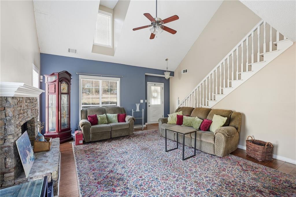 355 Radcliffe Trace