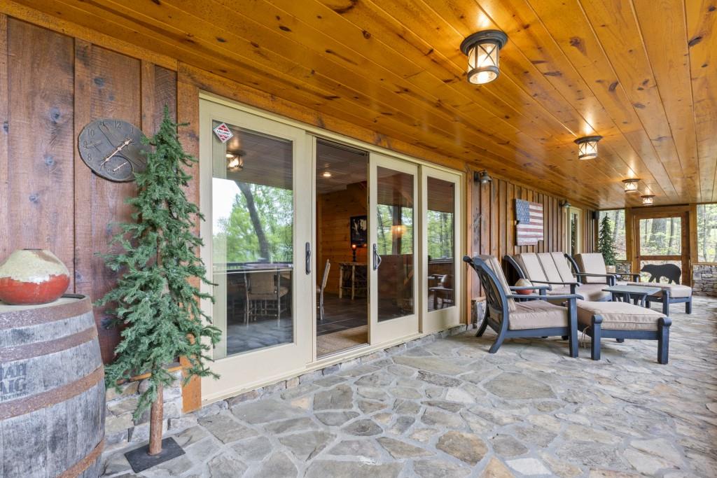 852 Black Bear Den Road, Clayton, Georgia image 15