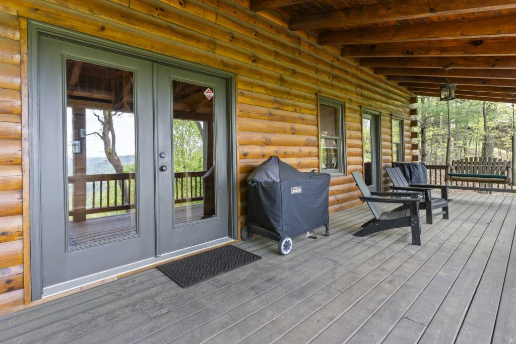 852 Black Bear Den Road, Clayton, Georgia image 8