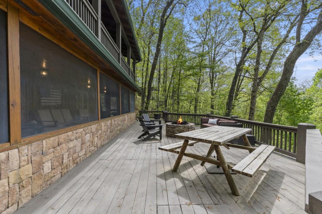 852 Black Bear Den Road, Clayton, Georgia image 10