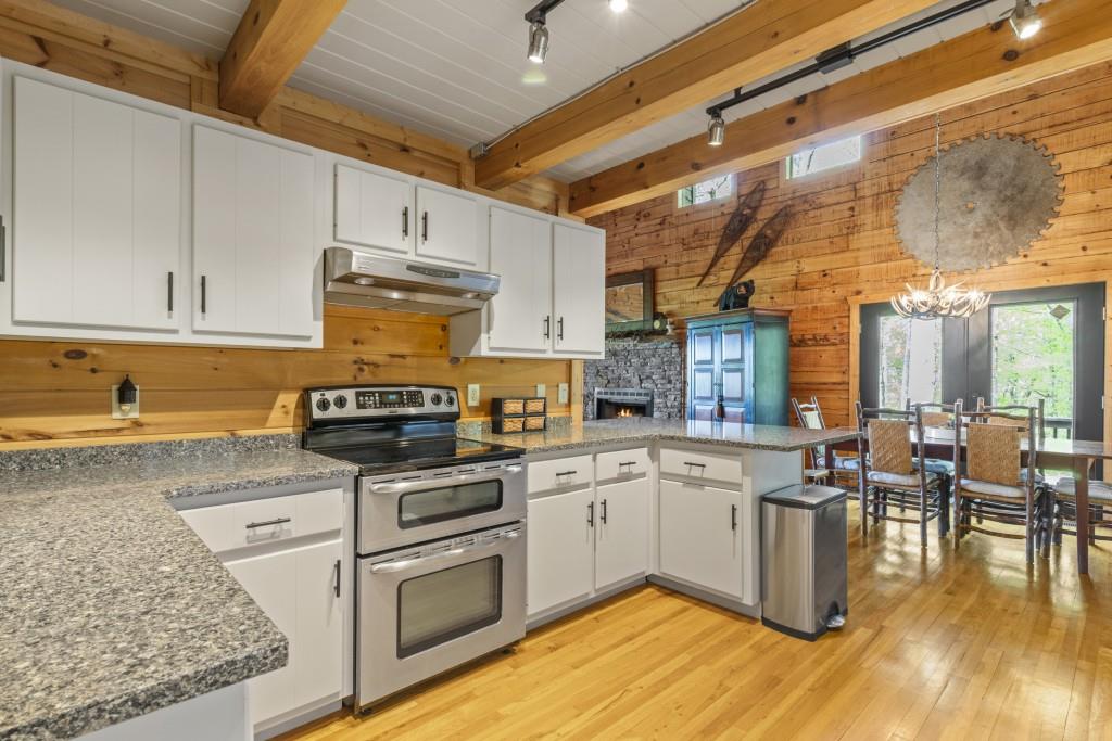852 Black Bear Den Road, Clayton, Georgia image 18