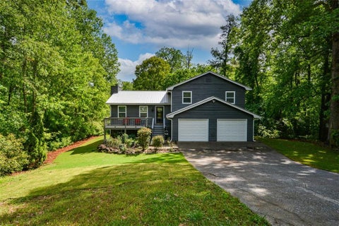 Homes For Sale - 810 Hampton Court<br/> Cherokee County, Woodstock, GA 30188