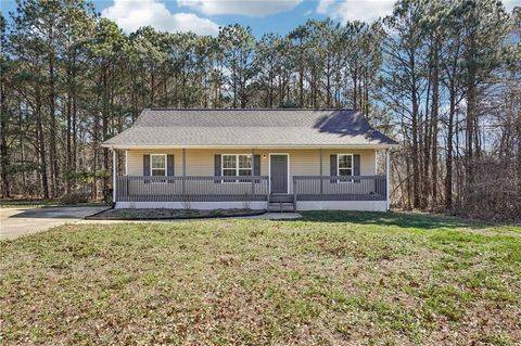 Homes For Sale - 35 Ravenwood Drive<br/> Rockmart, GA 30153