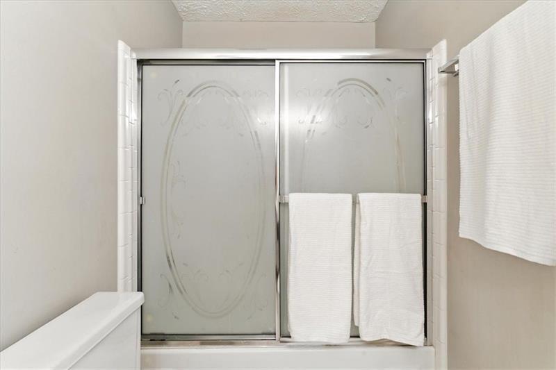 CEDAR CIRCLE - Residential