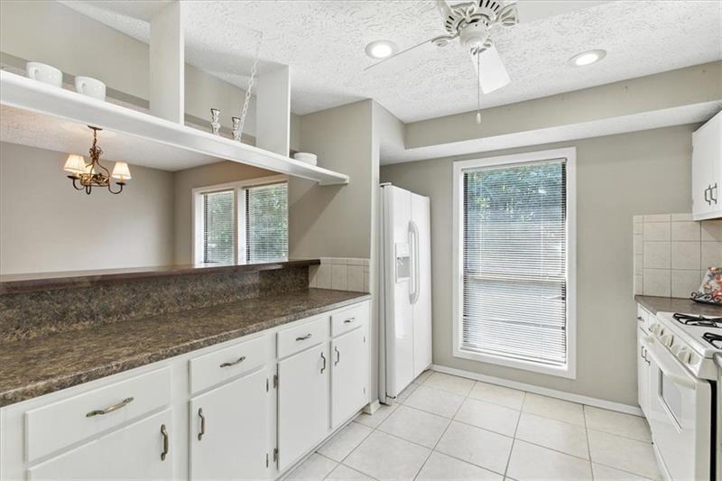 CEDAR CIRCLE - Residential