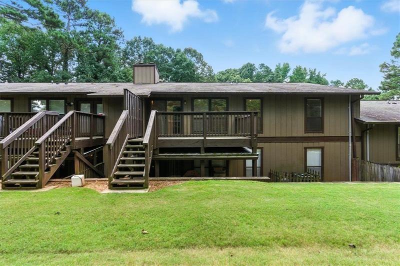 CEDAR CIRCLE - Residential