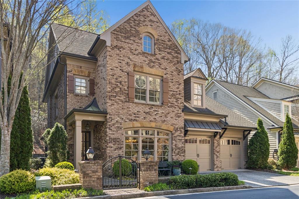 317 Riversedge Drive NW