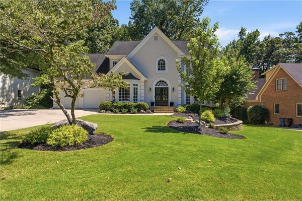 10785 GRENADIER LN, ALPHARETTA, GA 30022 - Image 0325f7e6c2e23d31c8cc5f456b7e26cc/4256328777