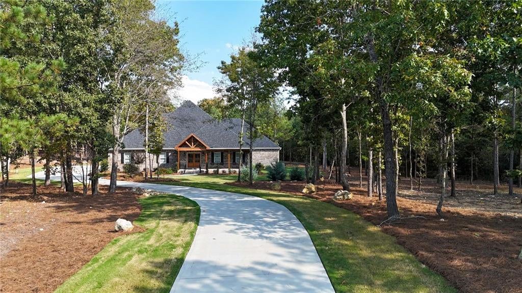 14 Unbridled Road
