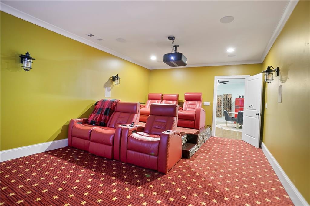 The Oaks at Mill Pond - Residential