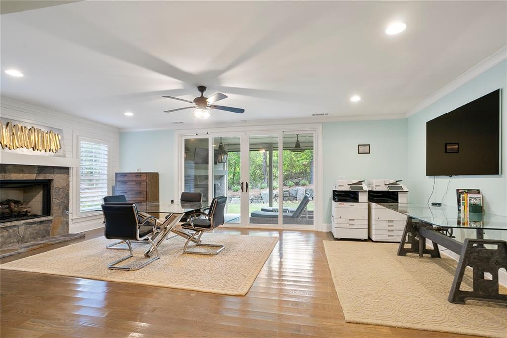 The Oaks at Mill Pond - Residential