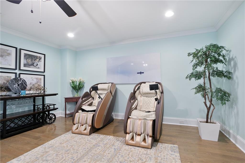 The Oaks at Mill Pond - Residential