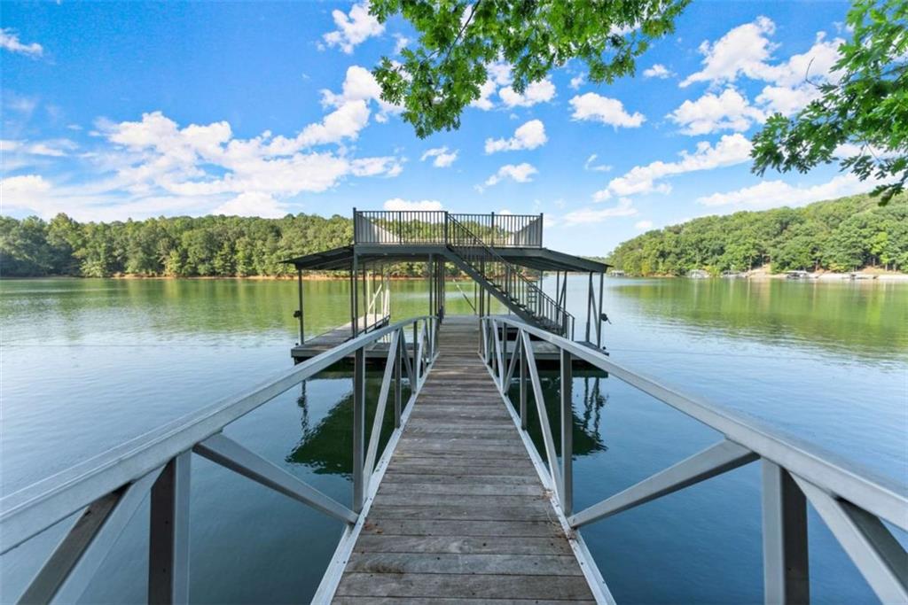 5750 Chestatee Landing Drive