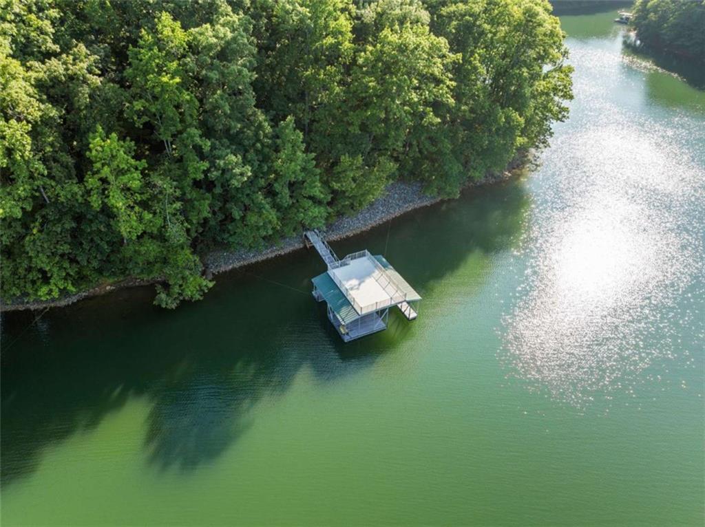5750 Chestatee Landing Drive