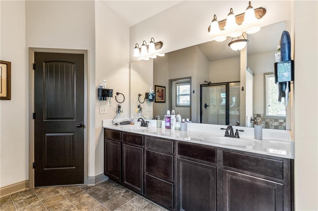 2195 Well Springs Drive, Buford, Georgia image 34