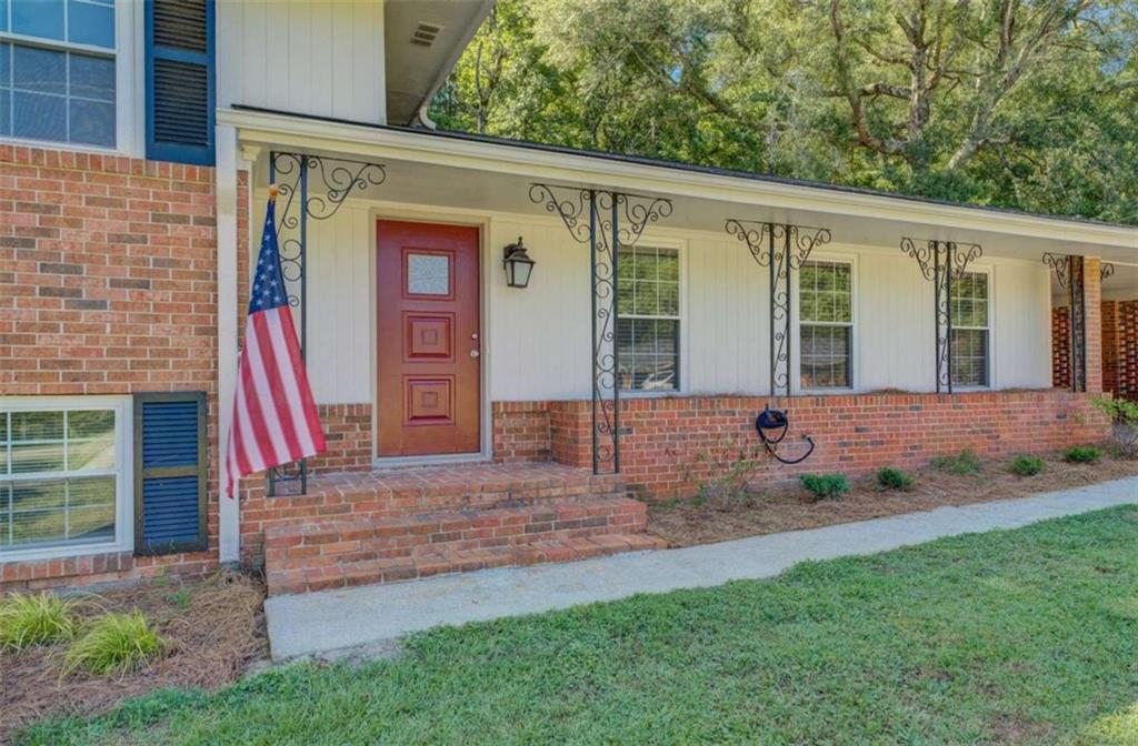 5257 Pinecrest Drive