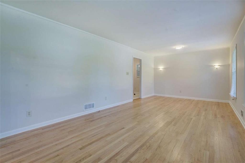 5257 Pinecrest Drive