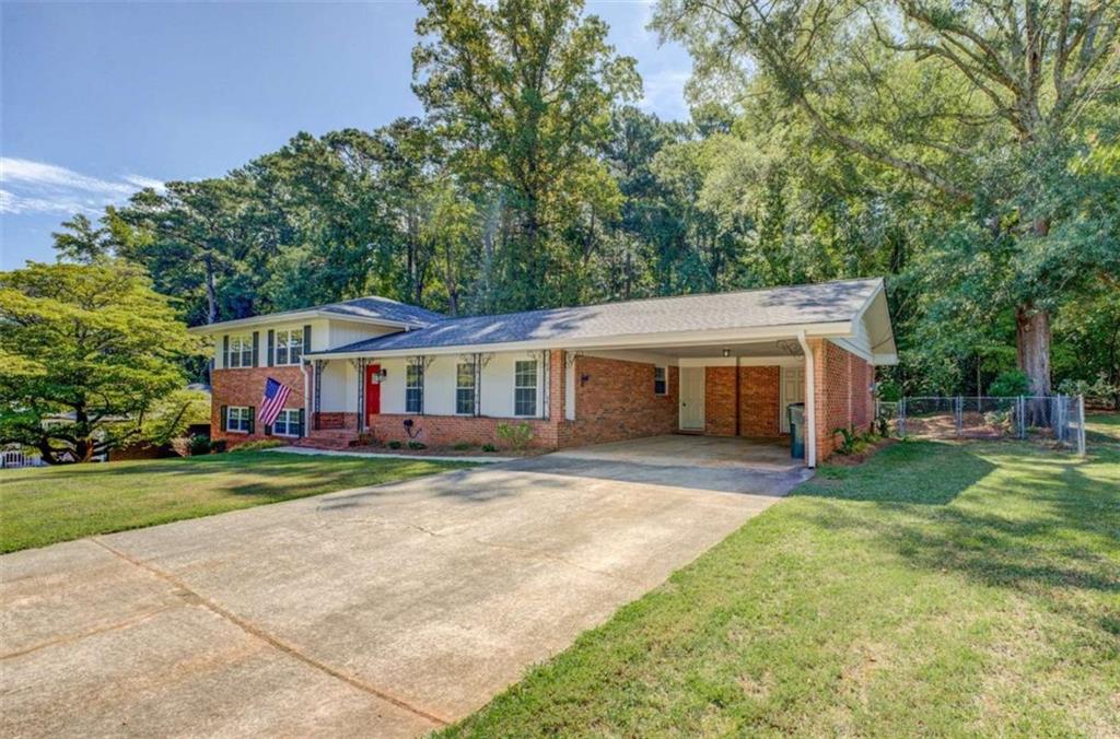 5257 Pinecrest Drive