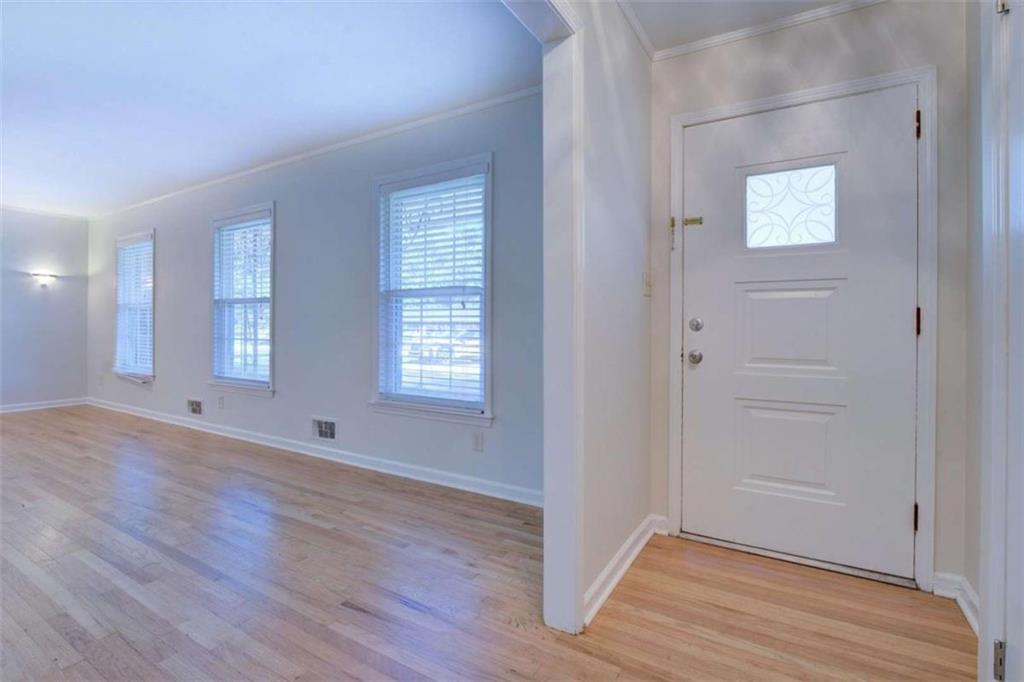 5257 Pinecrest Drive