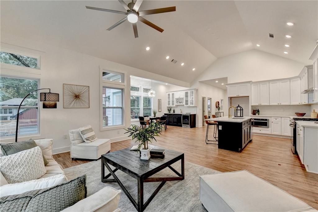 2259 Fernwood Drive