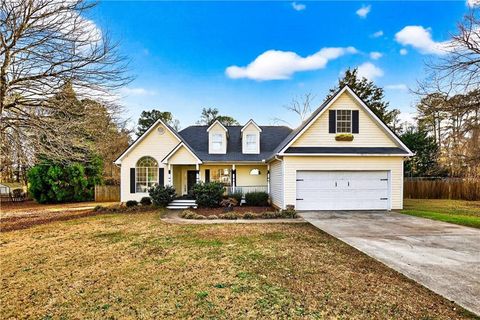 Homes For Sale - 250 Willow Dell Drive<br/> Senoia, GA 30276