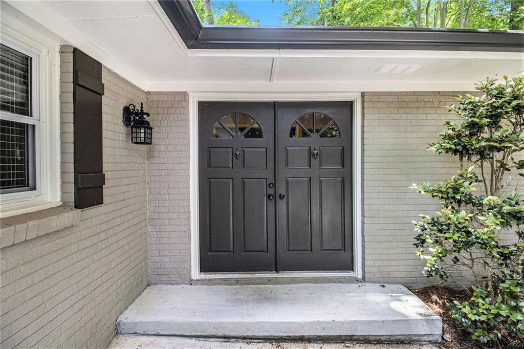 6590 Williamson Drive, Atlanta, Georgia image 4