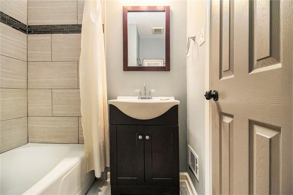 6590 Williamson Drive, Atlanta, Georgia image 37