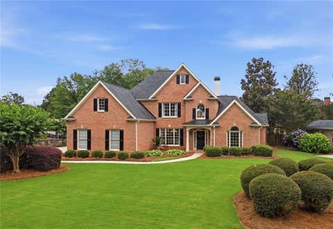 Homes For Sale - 6915 Lancaster Circle<br/> Cumming, GA 30040