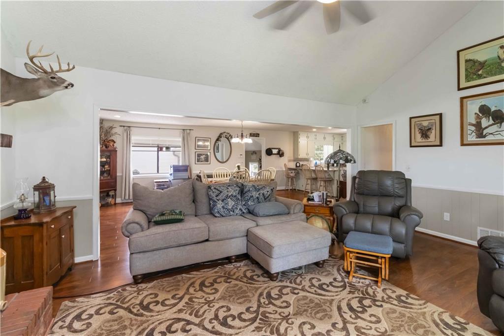 4410 Double Springs Road SW