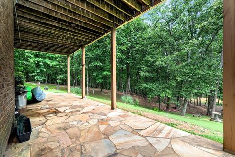 A home in Dahlonega