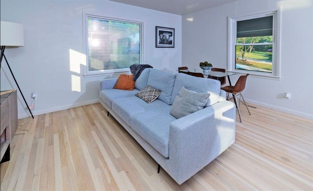 3807 Greenhill Drive