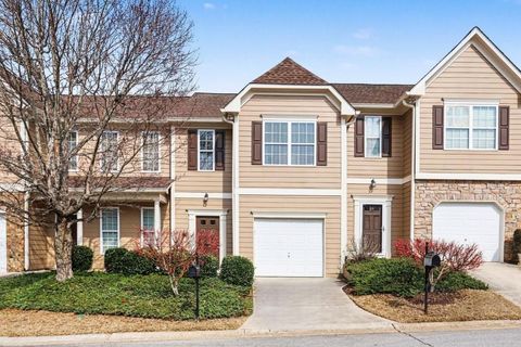 Townhouse For Sale - 6632 Splashwater Drive<br/> Hall County, Flowery Branch, GA 30542