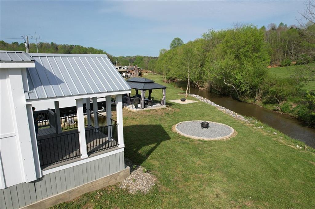 122 Mountain Meadows Drive