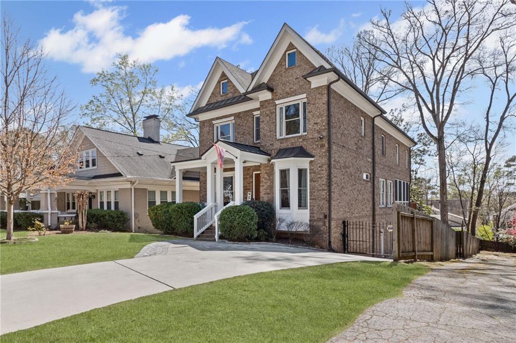 255 Lindbergh Drive NE