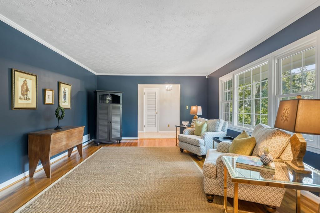 260 Abington Drive