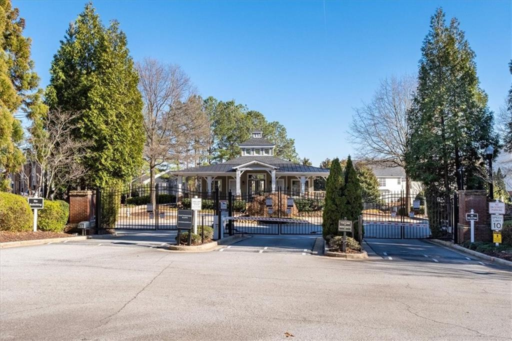 3782 Chattahoochee Summit Drive, Atlanta, Georgia image 28