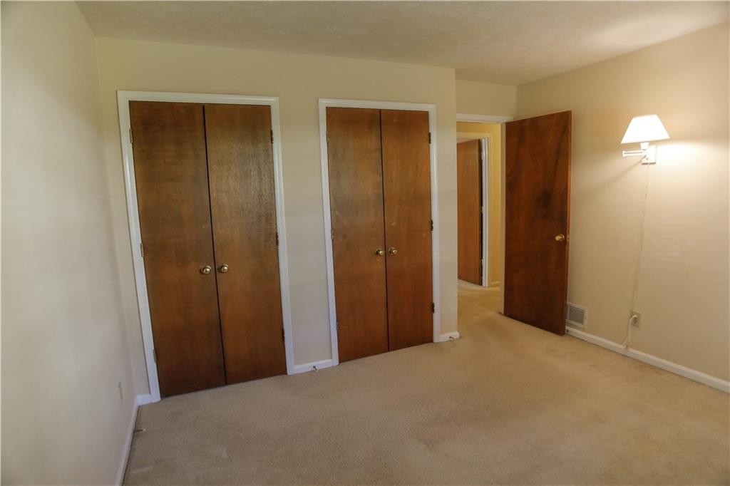 4042 Shady Circle, Lilburn, Georgia image 26
