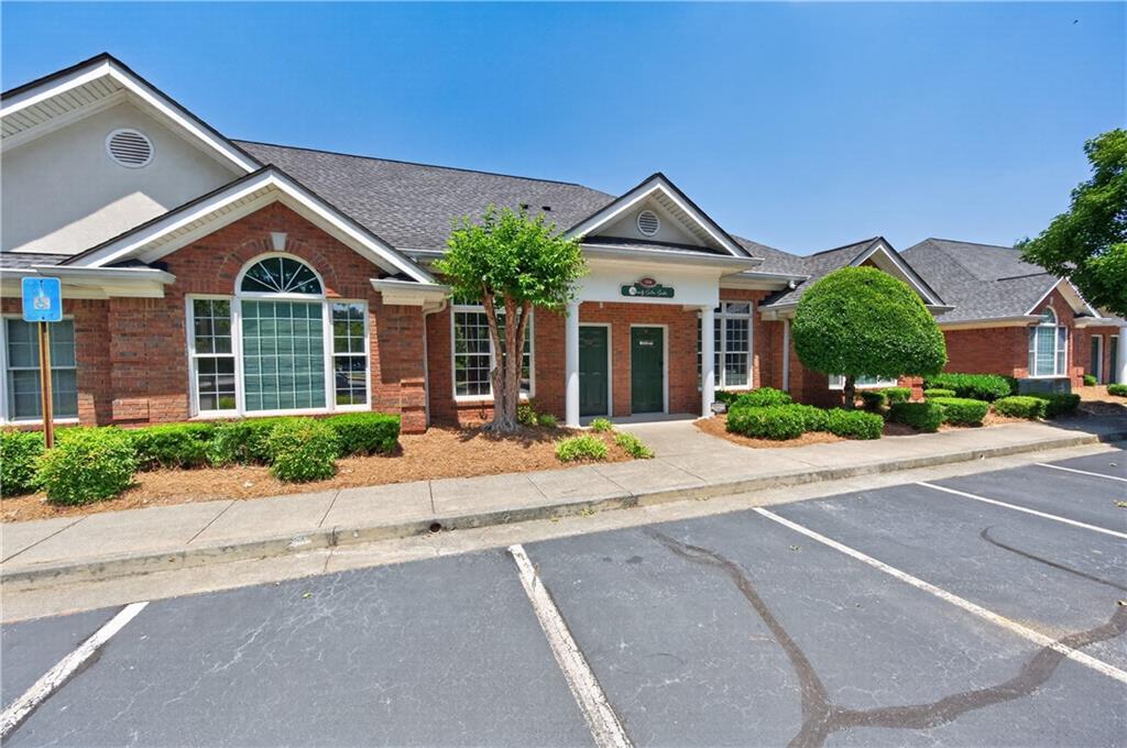 304 E Crossville Road