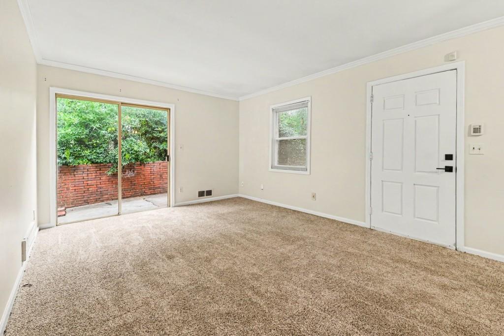 1868 Robinhill Court