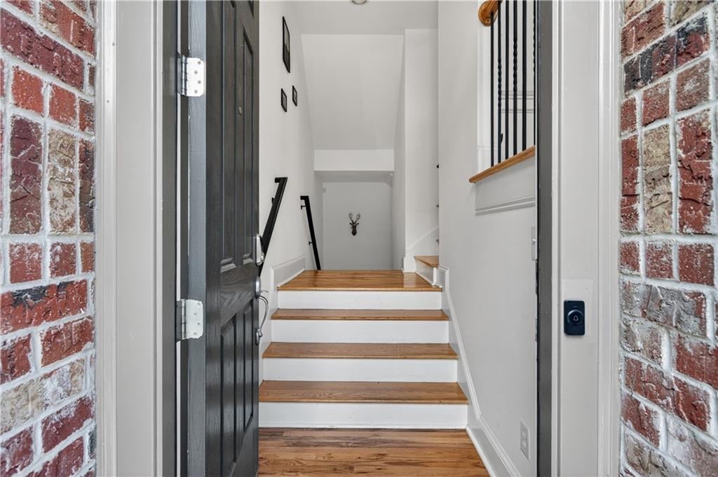 2492 Crescent Park Court 16