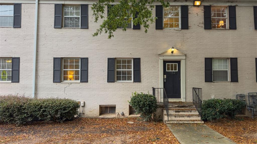 1182 CHURCH Street 1